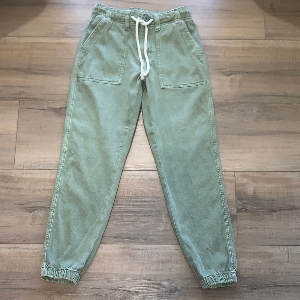 American Eagle Outfitters Olive Joggers